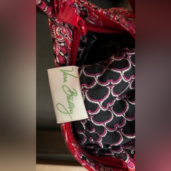 SOLD Adorable Vera Bradley cotton handbag in excellent condition. - Picture 7 of 7